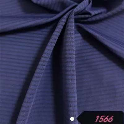 Hur väljer man rätt färgkombination för randig piké?